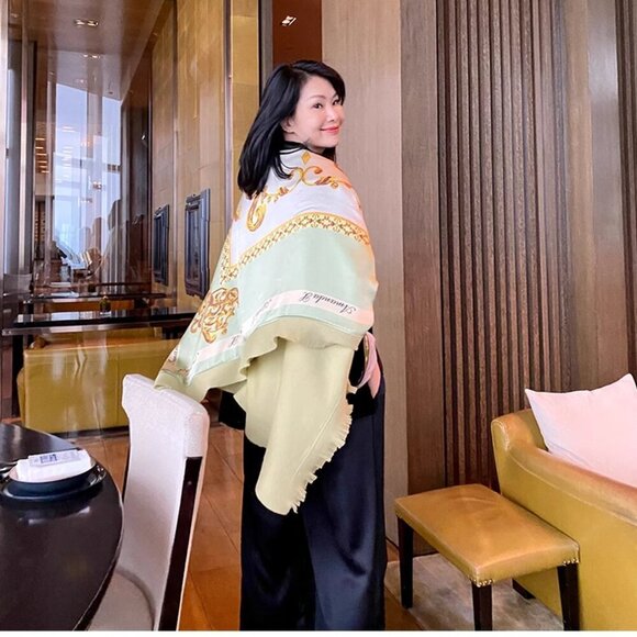 AmandaX “Impression of Summer” Silk-Wool Jacquard Large Scarf/Shawl Throw - Picture 9 of 16